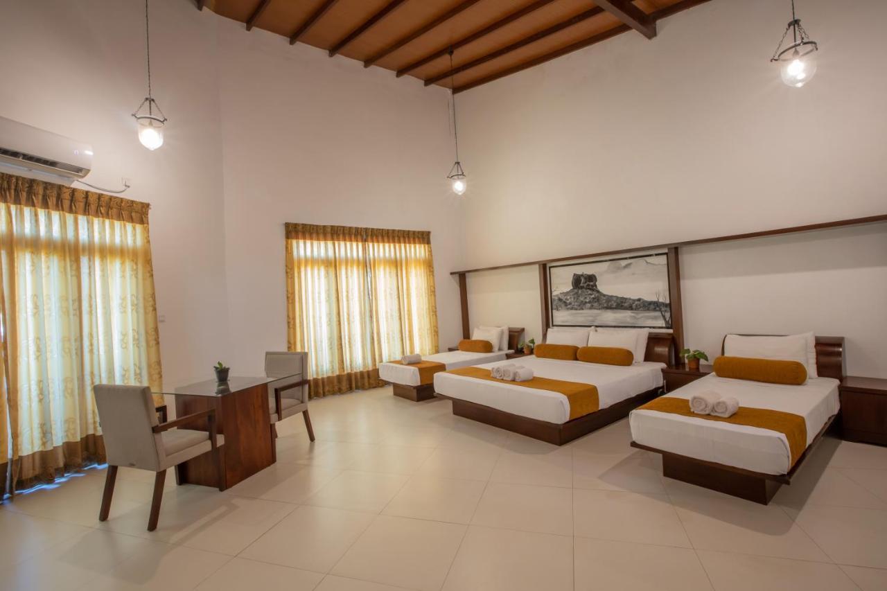 Sigiriya Wewa Addara Hotel - Hotel By The Lake Hotel Sigiriya