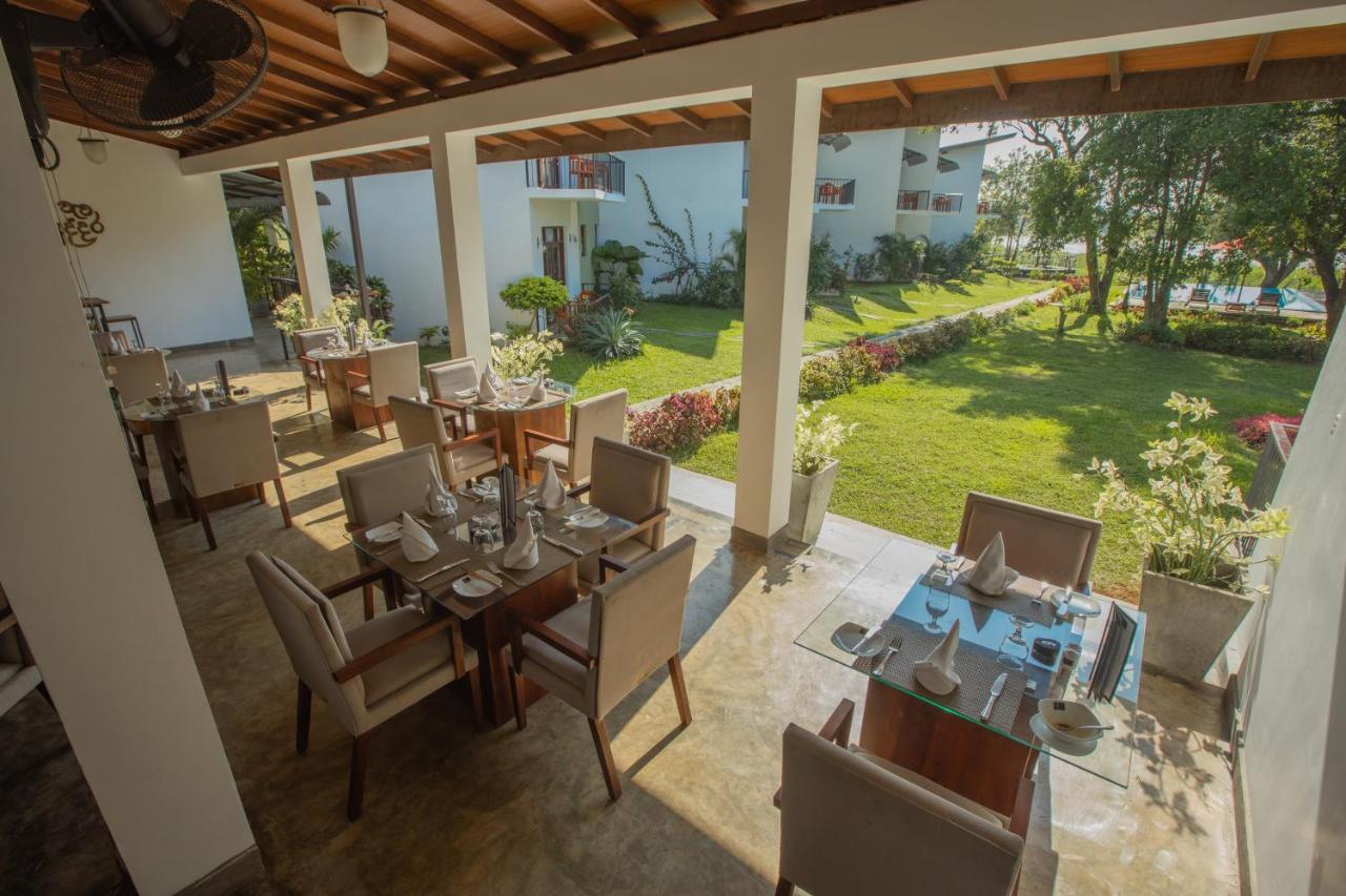 Sigiriya Wewa Addara Hotel - Hotel By The Lake Sigiriya