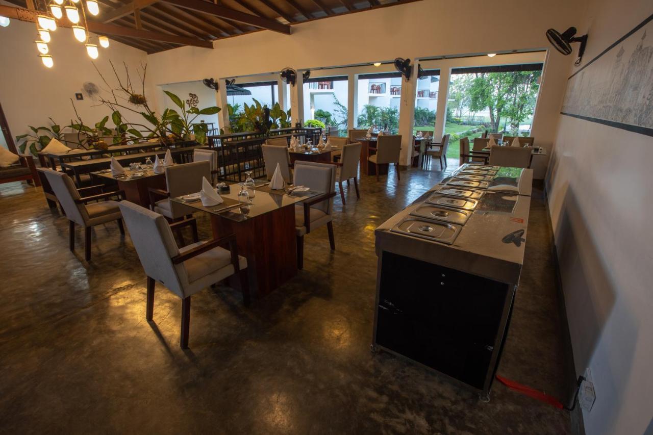 Sigiriya Wewa Addara Hotel - Hotel By The Lake Hotel