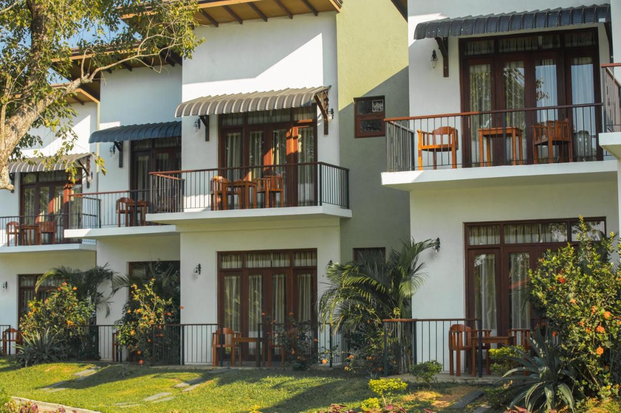 Hotel Sigiriya Wewa Addara Hotel - Hotel By The Lake Sigiriya